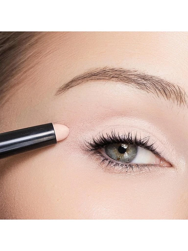 Trish McEvoy 24-Hour Eyeshadow 
Liner 4