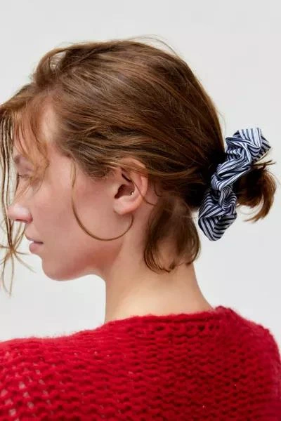 Urban Outfitters Stripe Scrunchie Set 1