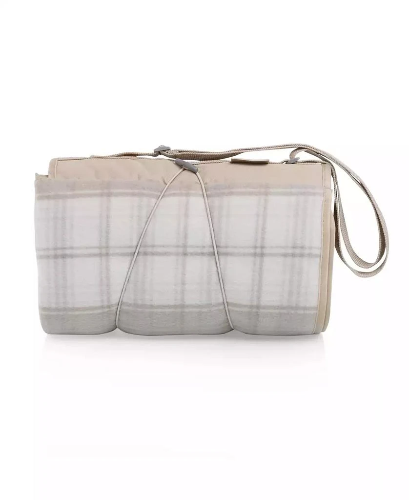 ONIVA Outdoor Picnic Blanket Tote 6