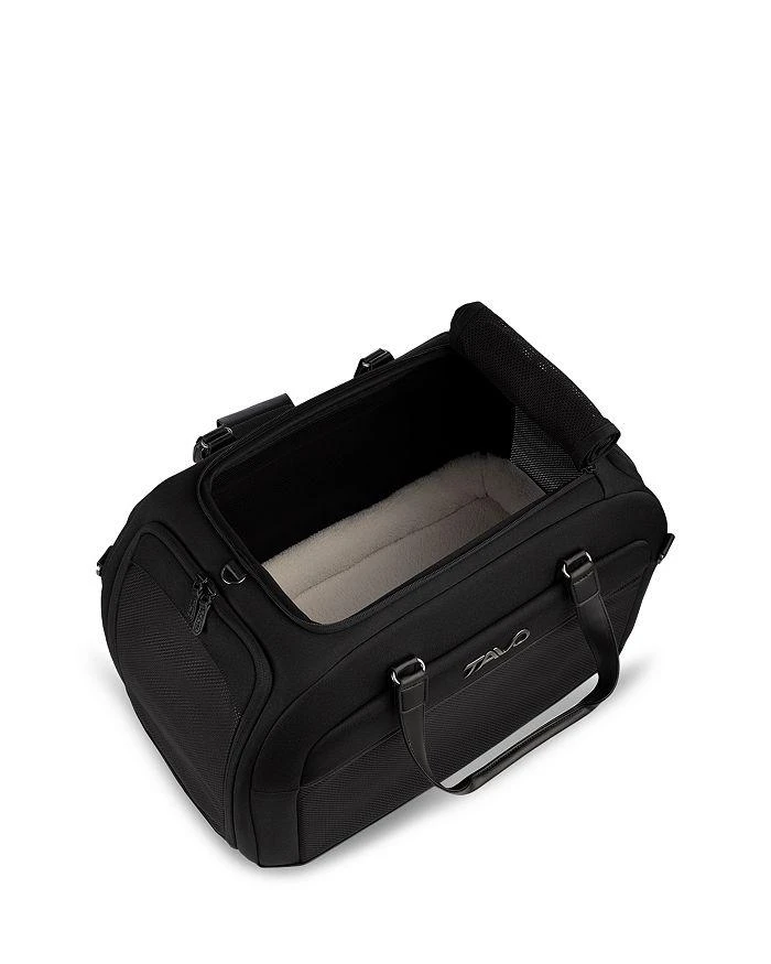 Tavo Hendrick Pet Car Seat
Flexible Carrier 4