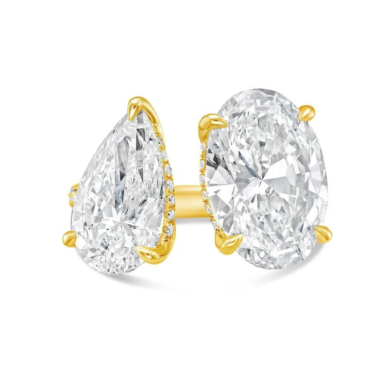 Diana M Jewels 18KT YELLOW GOLD 2 STONE LAB GROWN DIAMOND FASHION RING WEIGHING 6.00 CTS TW