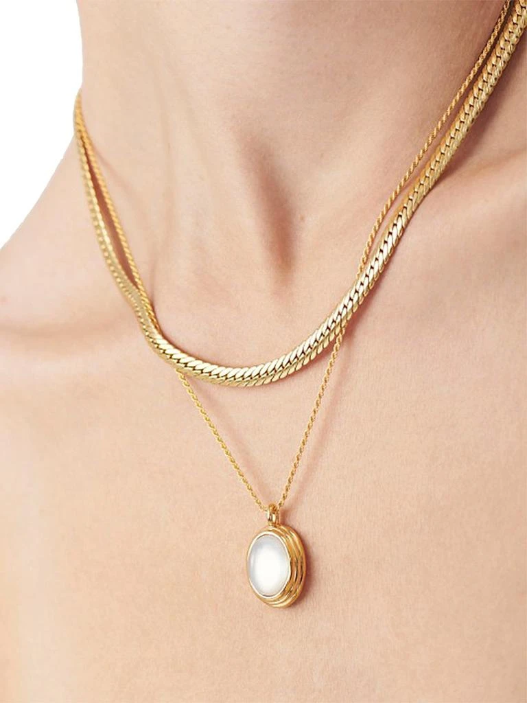 Missoma Savi x Missoma 18K-Yellow-Gold Vermeil
Mother-Of-Pearl Pendant Necklace 4