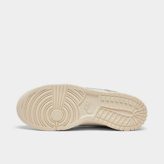 NIKE Big Kids' Nike Dunk Low Casual Shoes 6