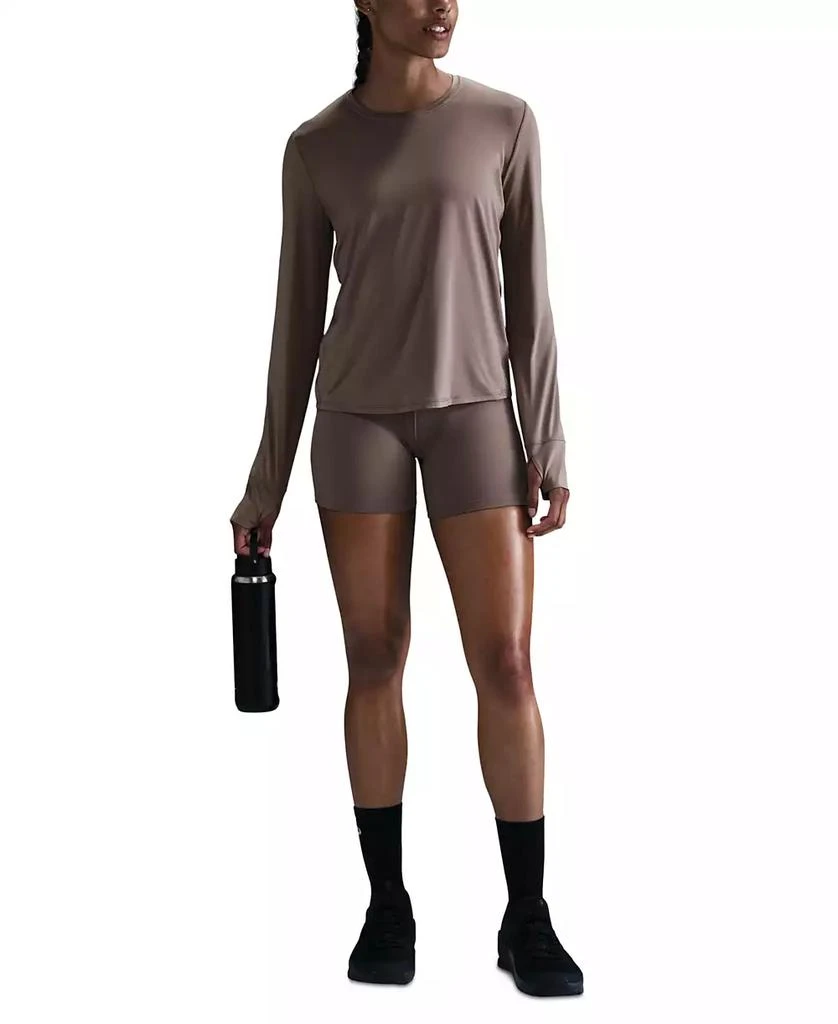 NIKE Women's One Classic Dri-FIT Long-Sleeve Top 1