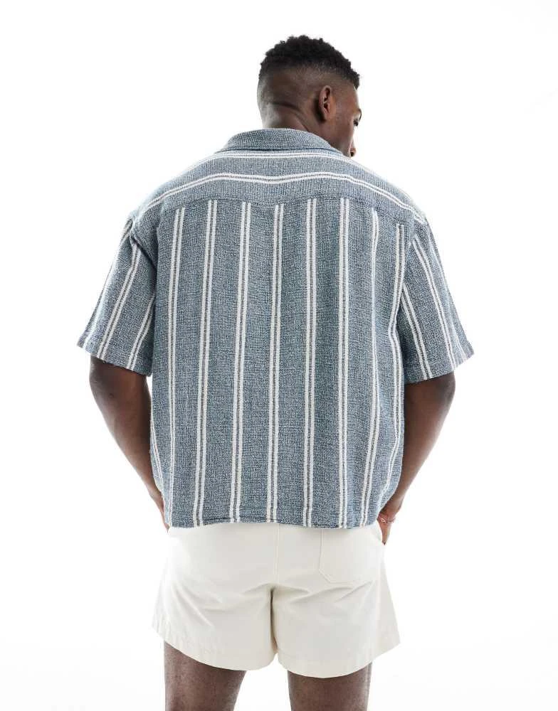 Pull&Bear Pull&Bear revere collar short sleeve shirt in blue stripe 3