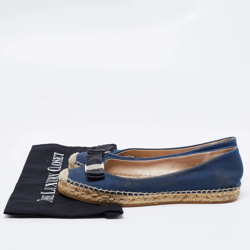 Shop Salvatore Ferragamo Blue Denim Mandy Espadrille Flats  display picture 2