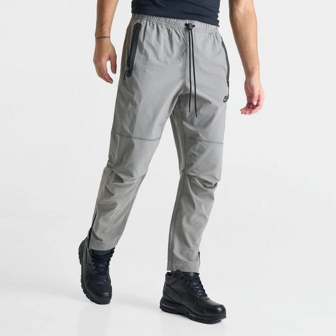 NIKE Men's Nike Tech Woven Pants 3