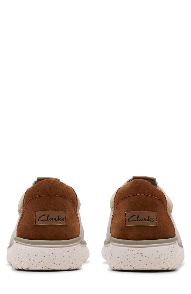 Clarks Relaxlite Derby 2