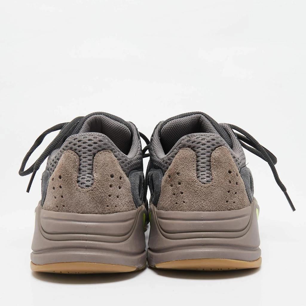 YEEZY Yeezy x Adidas Multicolor Suede and Mesh Boost 700 V2 Mauve Sneakers Size 40 2/3 5