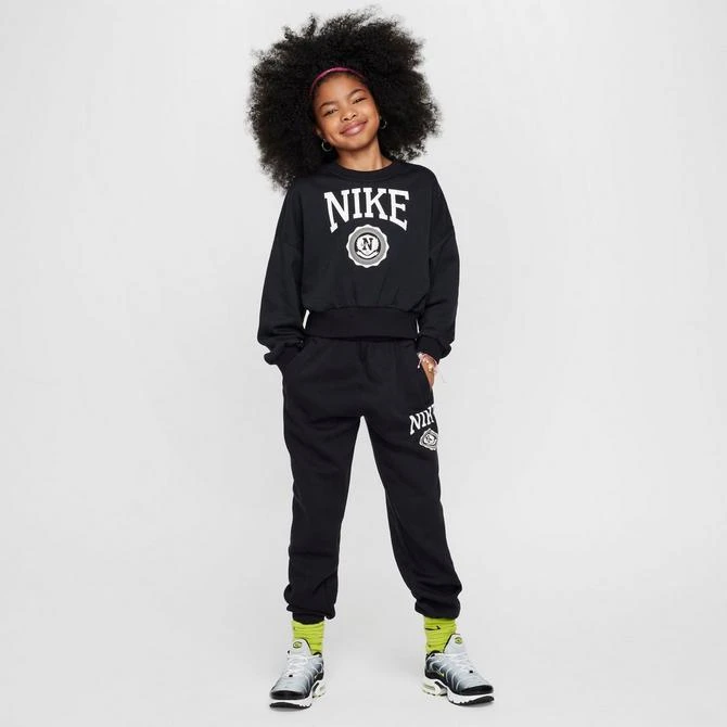 NIKE Girls' Nike Sportswear Club Crewneck Sweatshirt 2