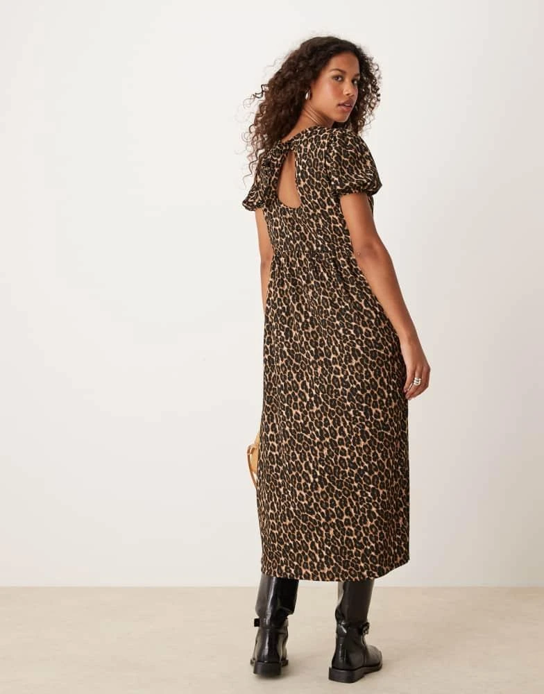 New Look New Look crinkle bow back smock midi dress in leopard print 3