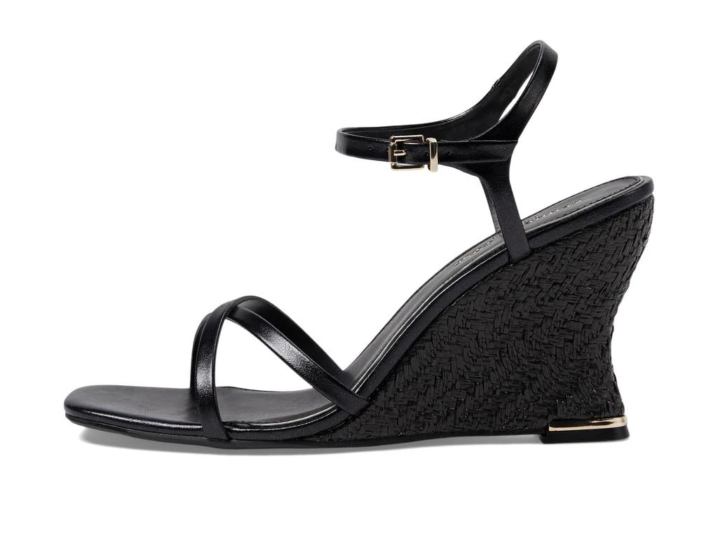 Kenneth Cole Freya 4