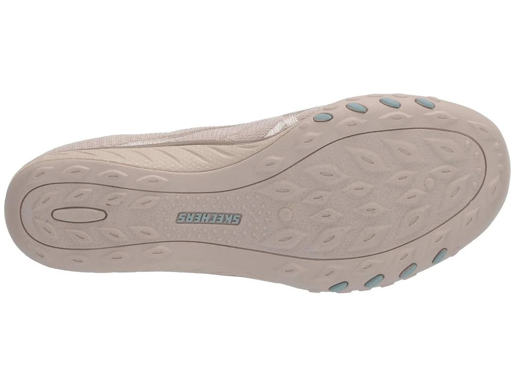 SKECHERS Breathe-Easy - A Look 3