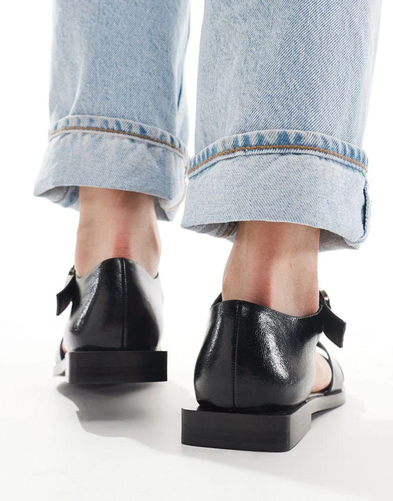Stradivarius Stradivarius buckle detail covered toe sandal in black 3