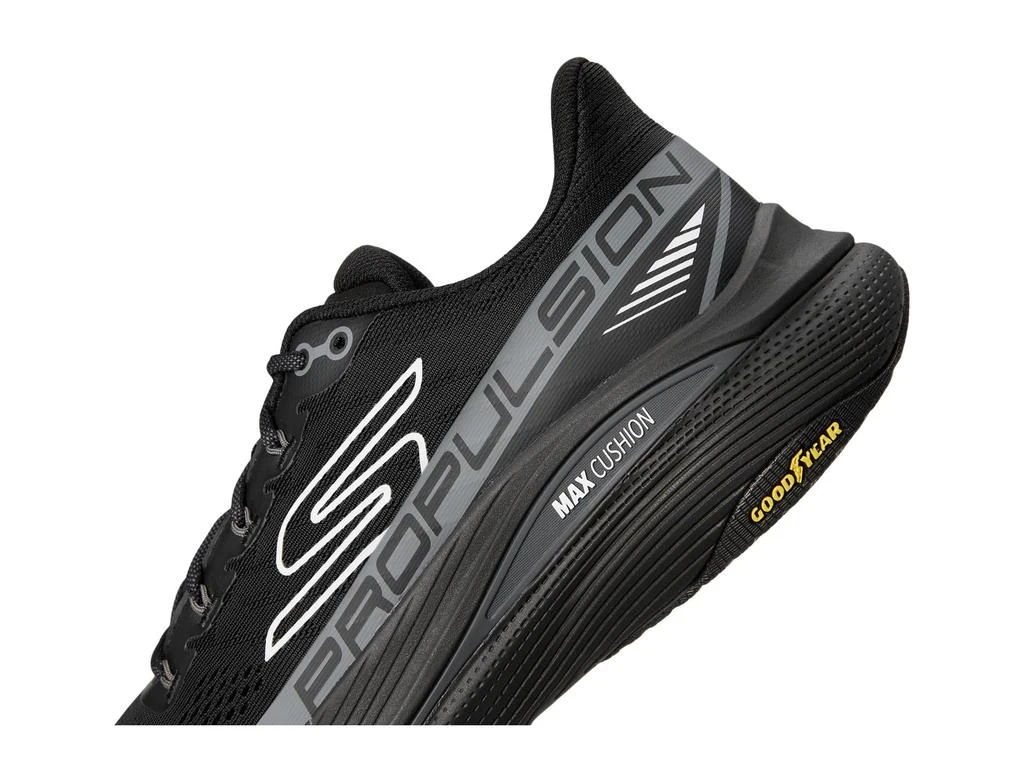 SKECHERS Max Cushioning Propulsion 6