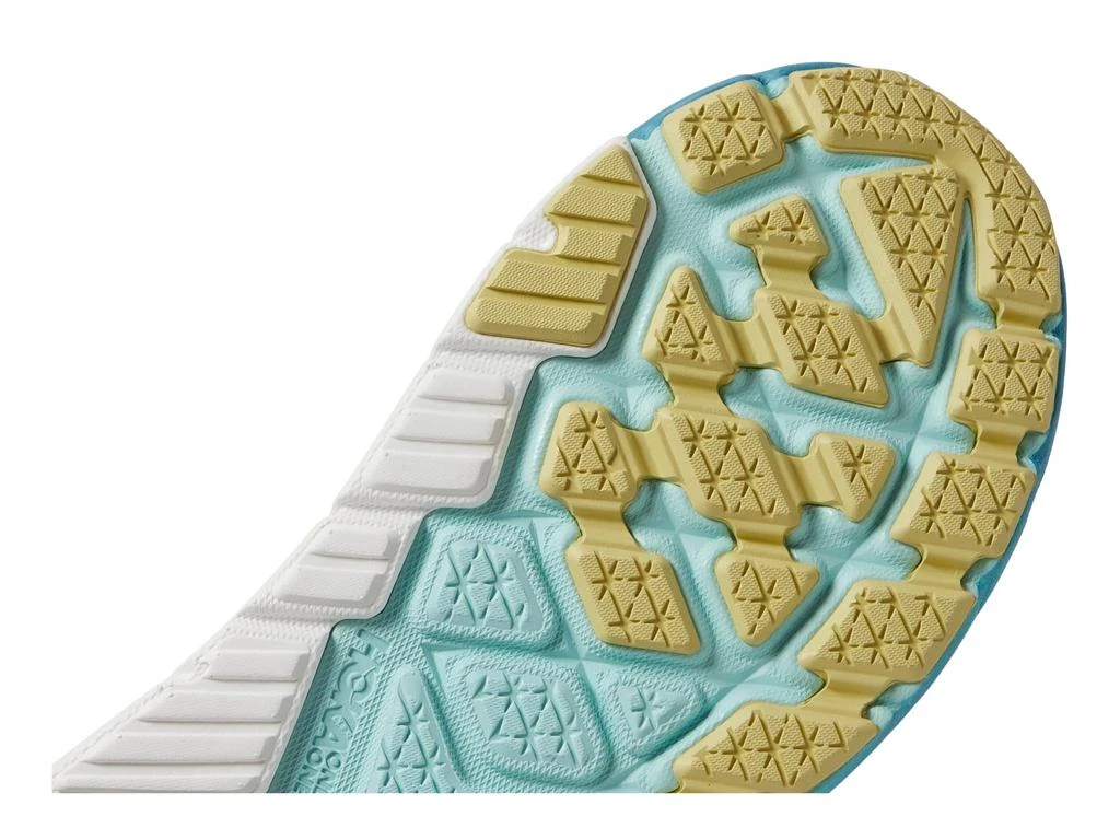 Hoka One One Arahi 6 7