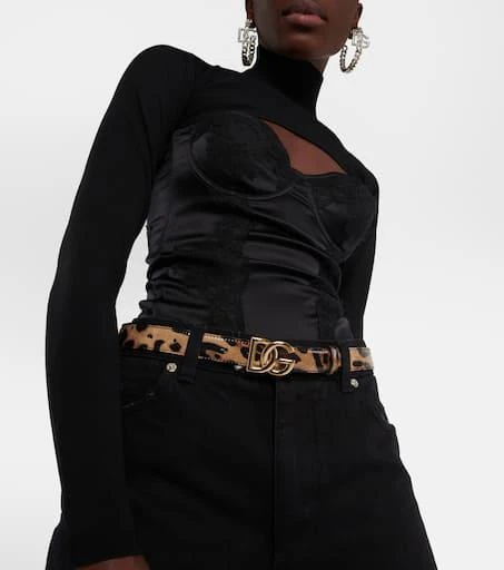 Dolce 
Gabbana x Kim turtleneck shrug 5