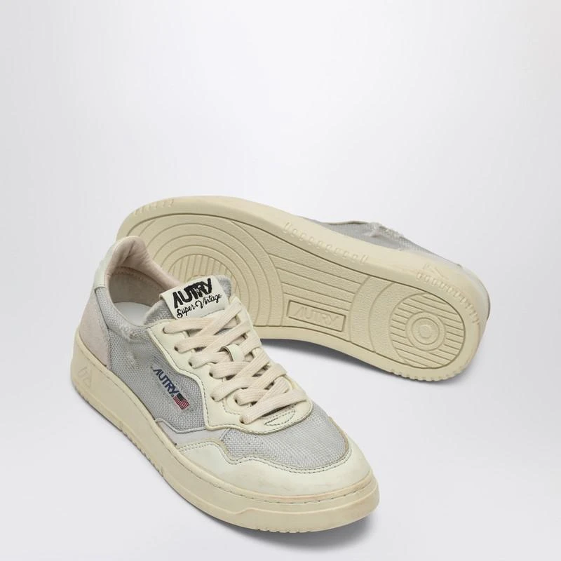 Autry Sneaker Medalist Low Super Vintage in gray/white leather and mesh 5