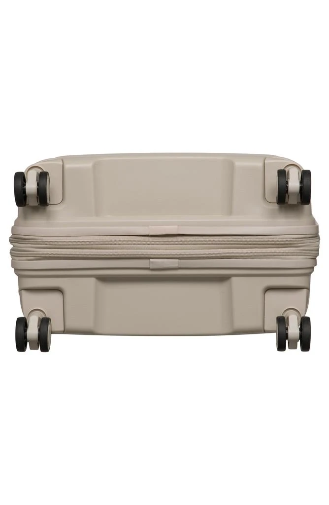 it luggage Momentous 27-Inch Hardside Spinner Luggage 7