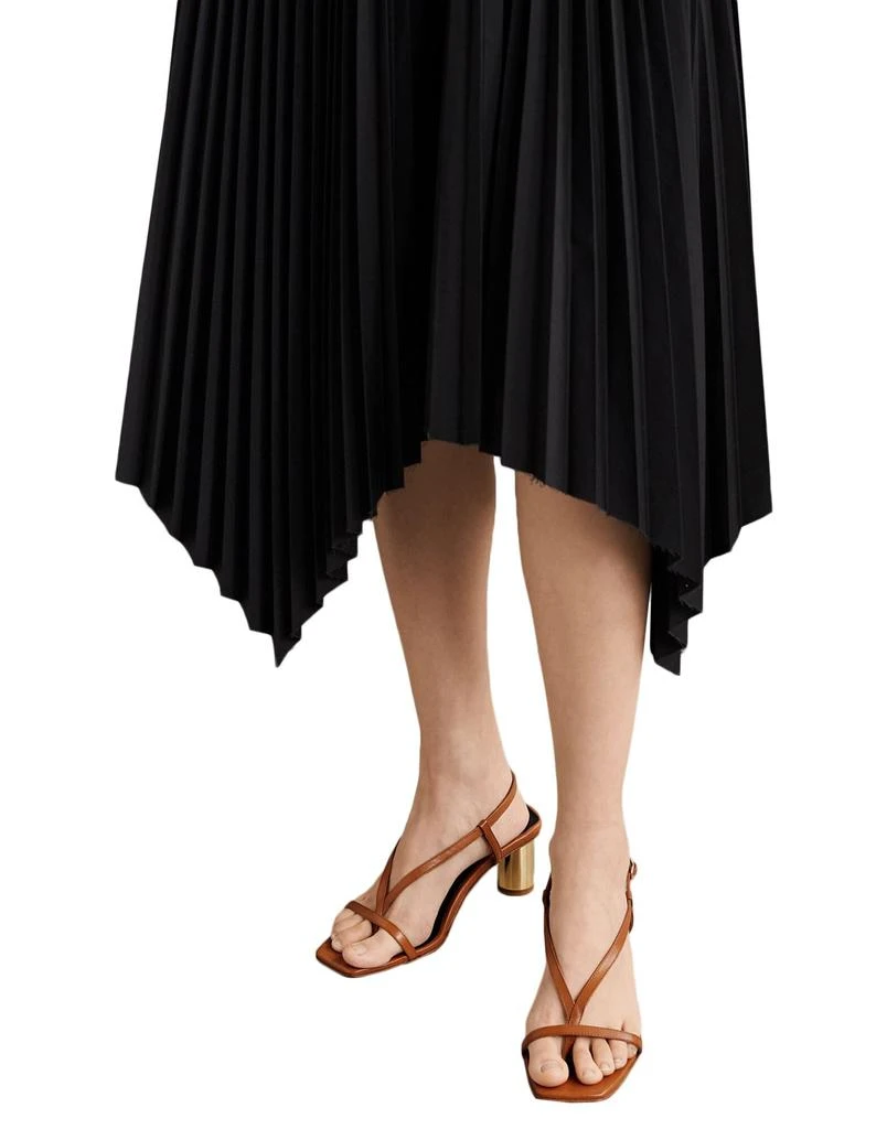 Souliers Martinez Flip flops 4