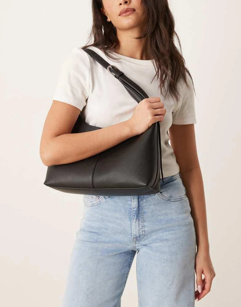 GINA TRICOT Gina Tricot slouchy shoulder bag in black 3