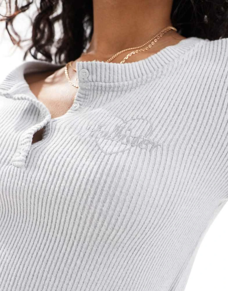 HOLLISTER Hollister ribbed logo button down crop top in grey 4