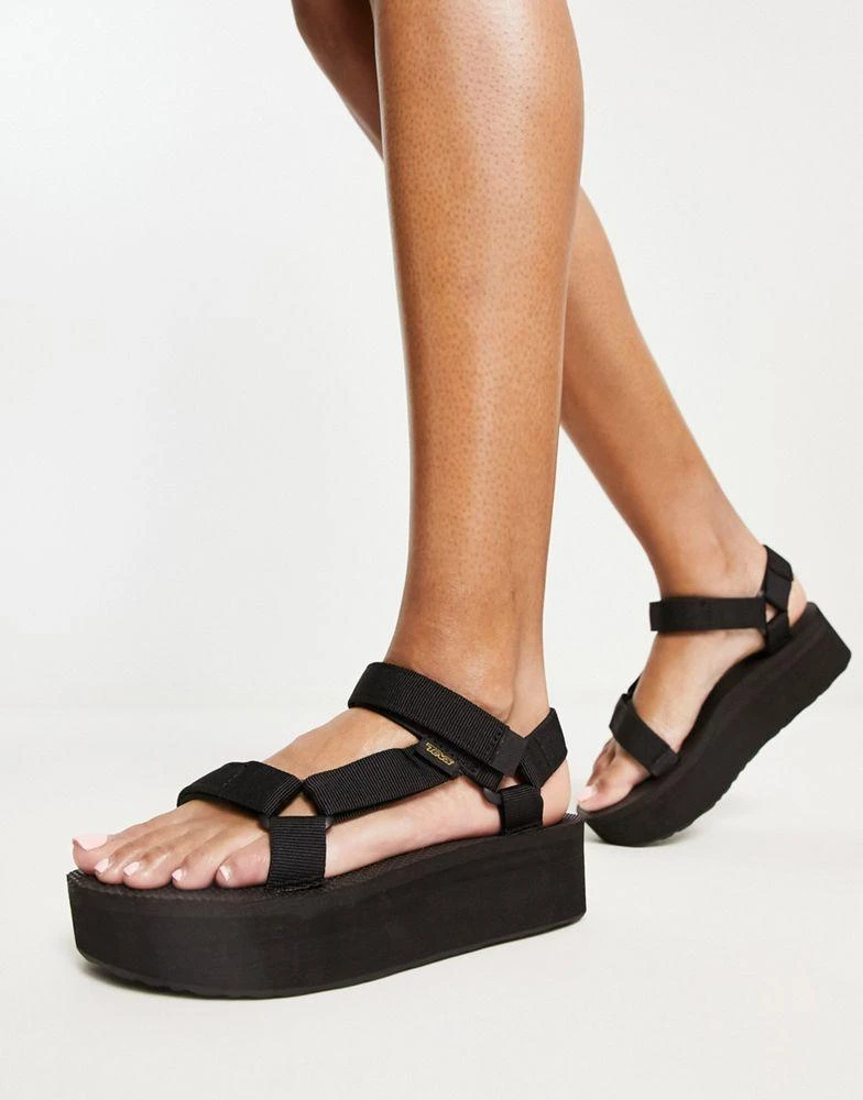 Teva Teva Universal flatform sandals in black 4