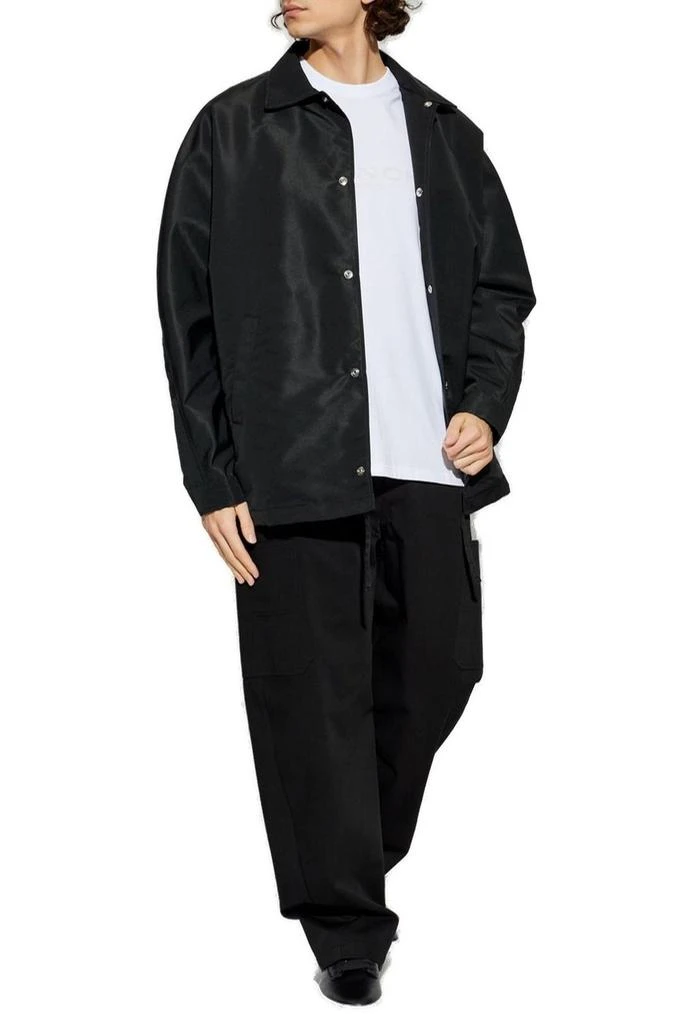 Givenchy Givenchy	Logo Detailed Crewneck T-Shirt 4