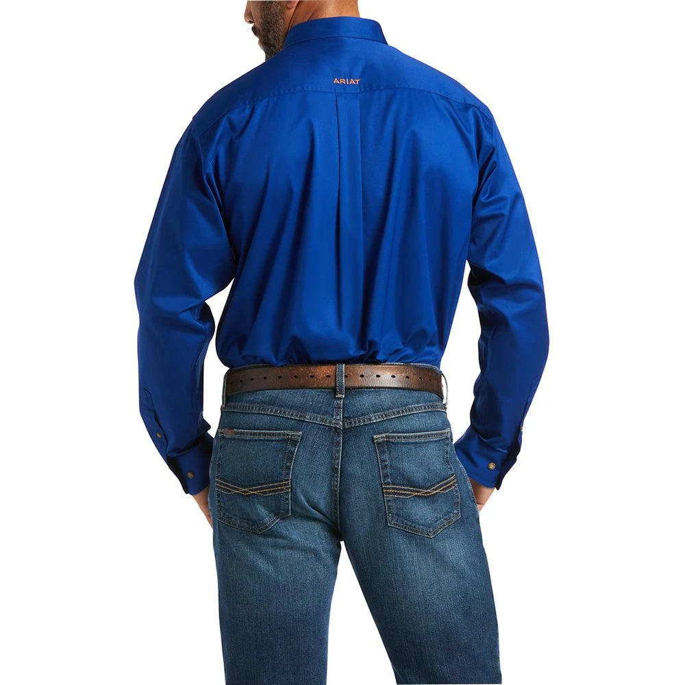 Ariat Solid Twill Long Sleeve Button Up Shirt 2