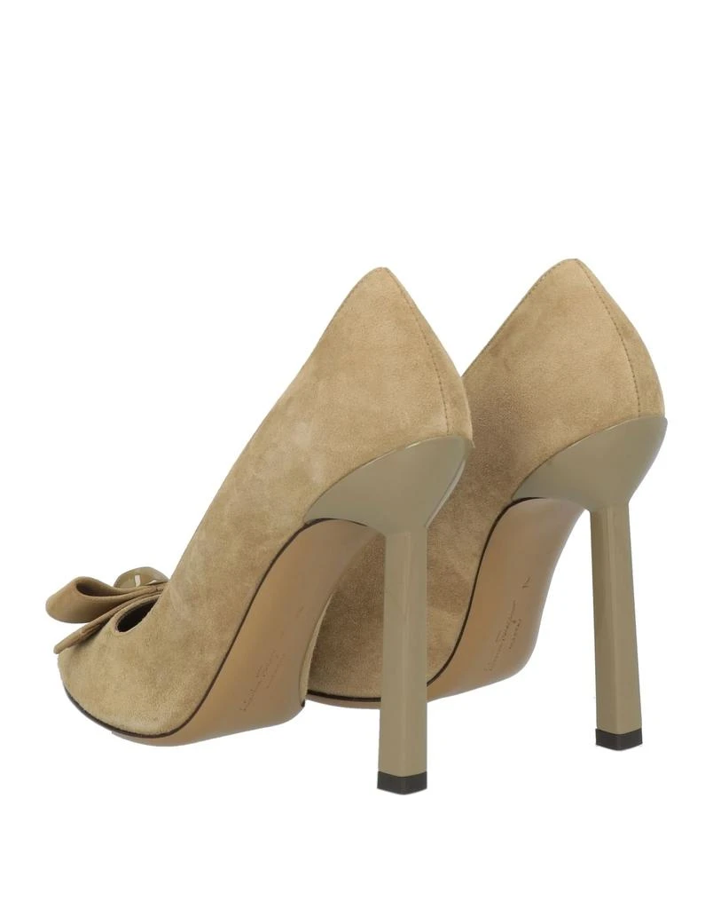 Salvatore Ferragamo Pump 3