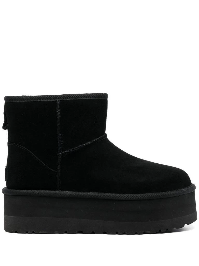 UGG Woman Classic Mini Platform Boots 1