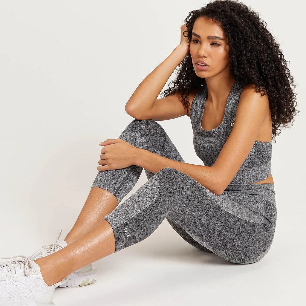 Myprotein MP Women's Curve High Waisted 3/4 Leggings - Grey Marl 4