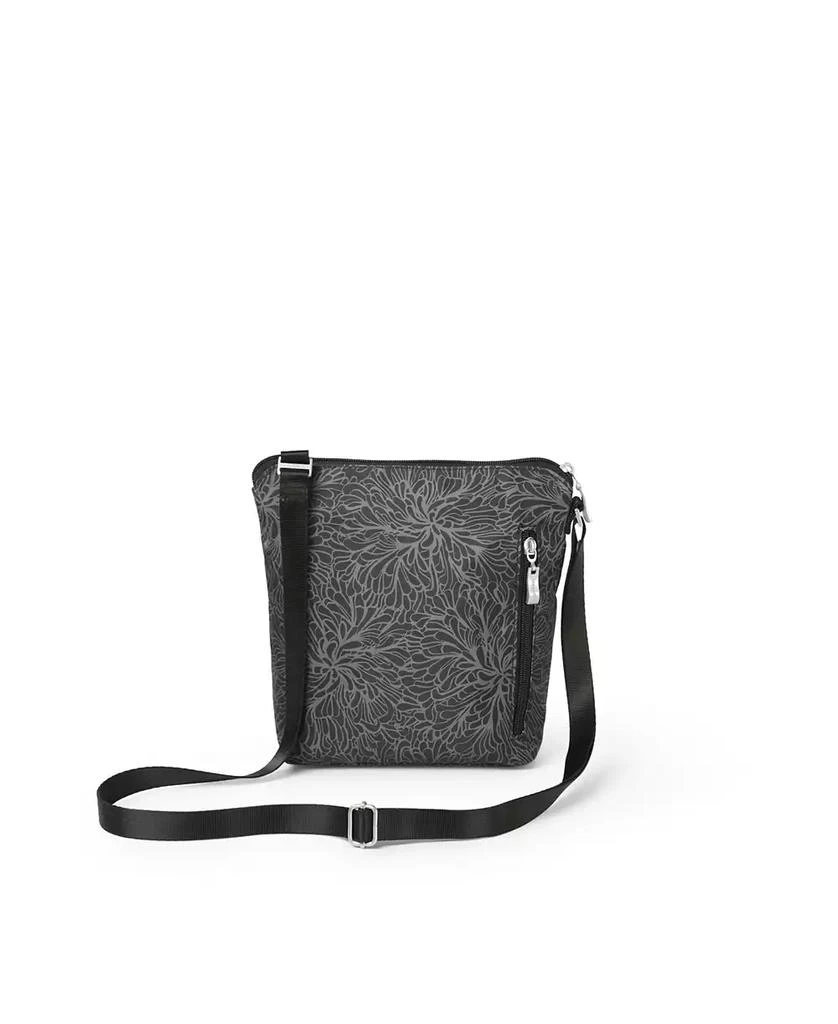 Baggallini Women
s Pocket Crossbody 2