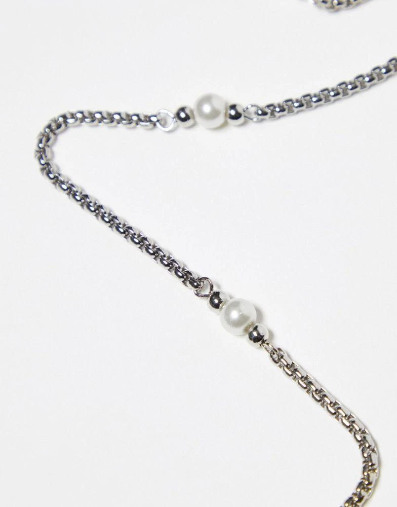 ASOS ASOS DESIGN sunglasses chain with faux pearls in silver 2