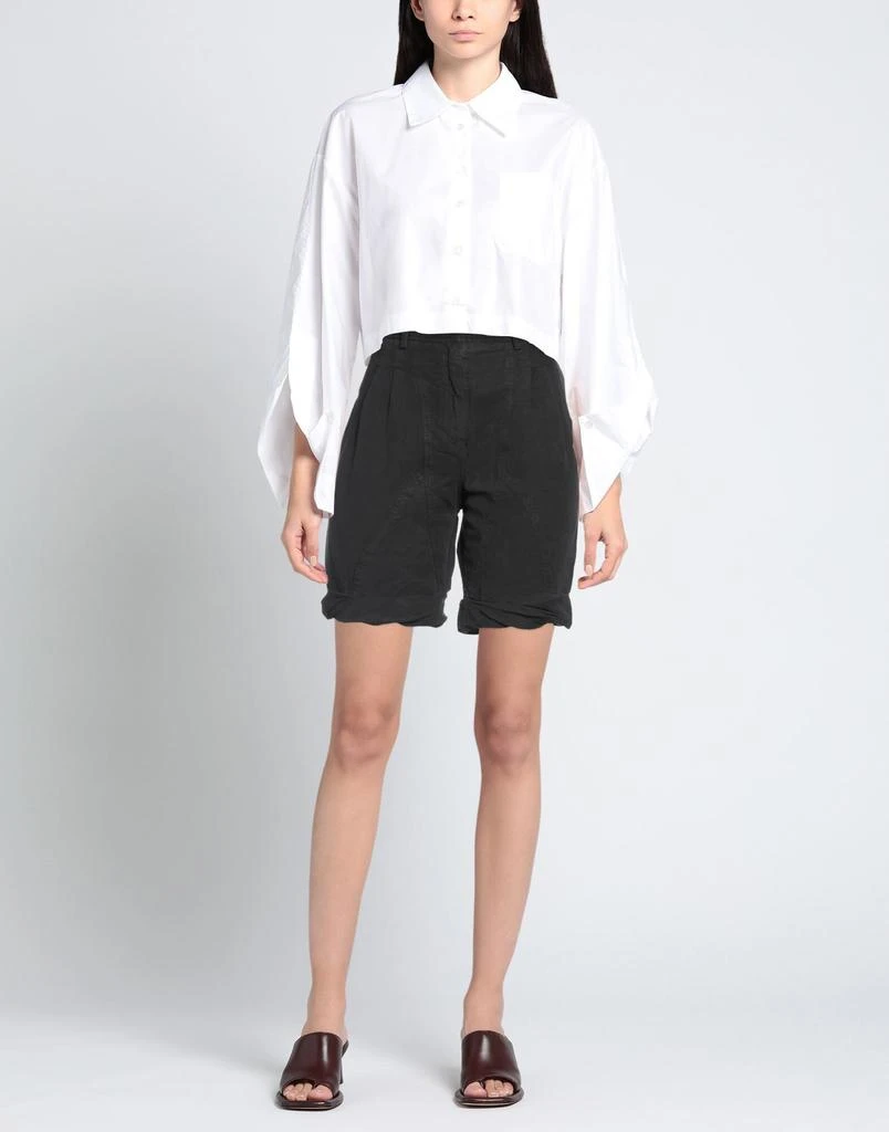GOLD CASE Shorts & Bermuda 2