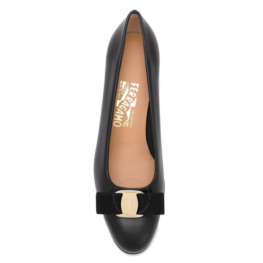 Salvatore Ferragamo Salvatore Ferragamo Ladies Vara Bow Pump Shoe in Black 2