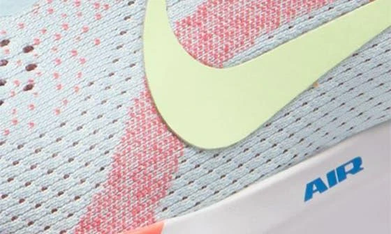 NIKE Air Winflo 11 Running Shoe 7