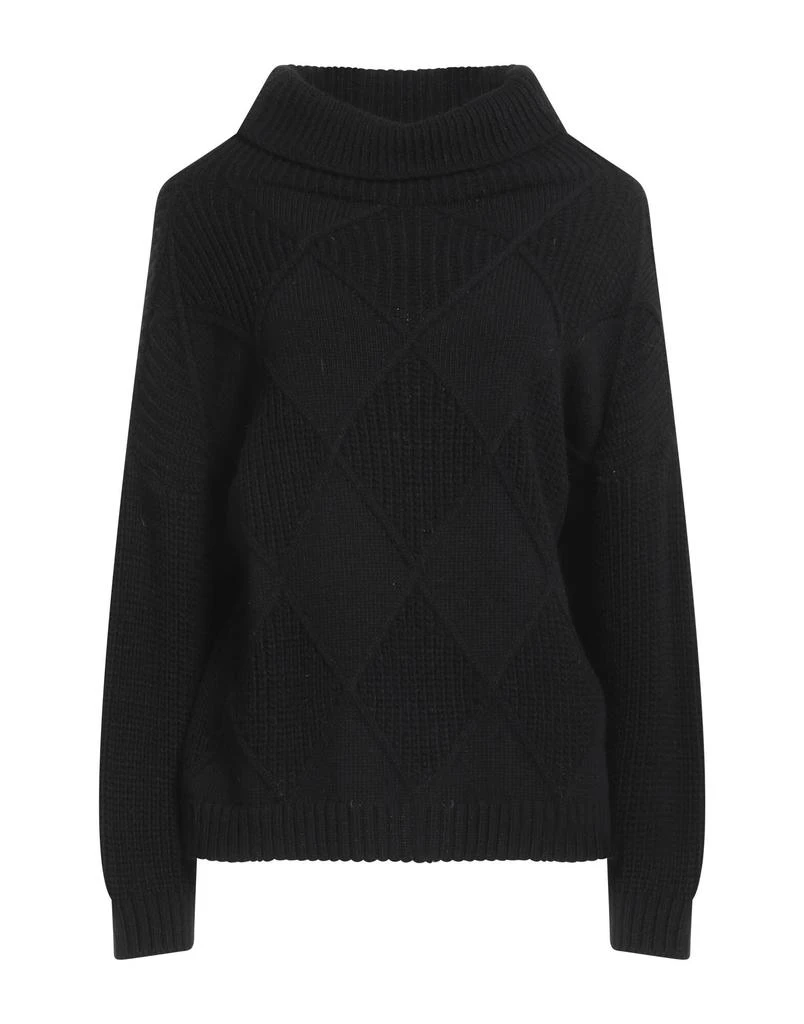 BIANCOGHIACCIO Turtleneck 1