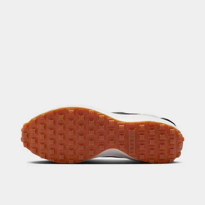 NIKE Women's Nike Waffle Debut Casual Shoes 6
