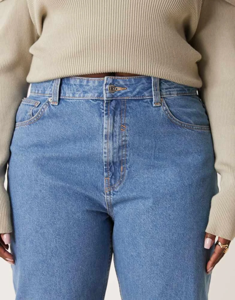 ASOS ASOS DESIGN Curve wide leg dad jeans in clean blue 5