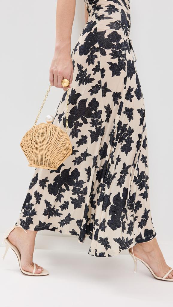 PAMELA MUNSON The Shell Bag