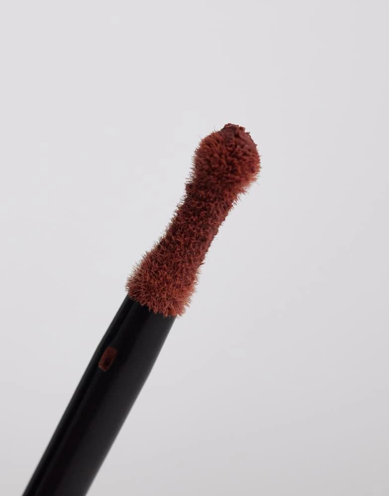 MAC MAC Powder Kiss Lip
Cheek Mousse- Over The Taupe 4