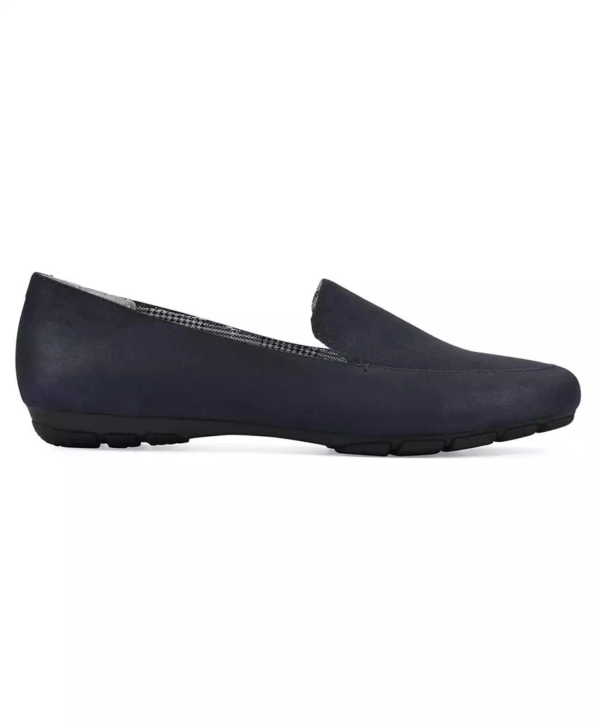White Mountain Women's Gallant Moc Loafers 2