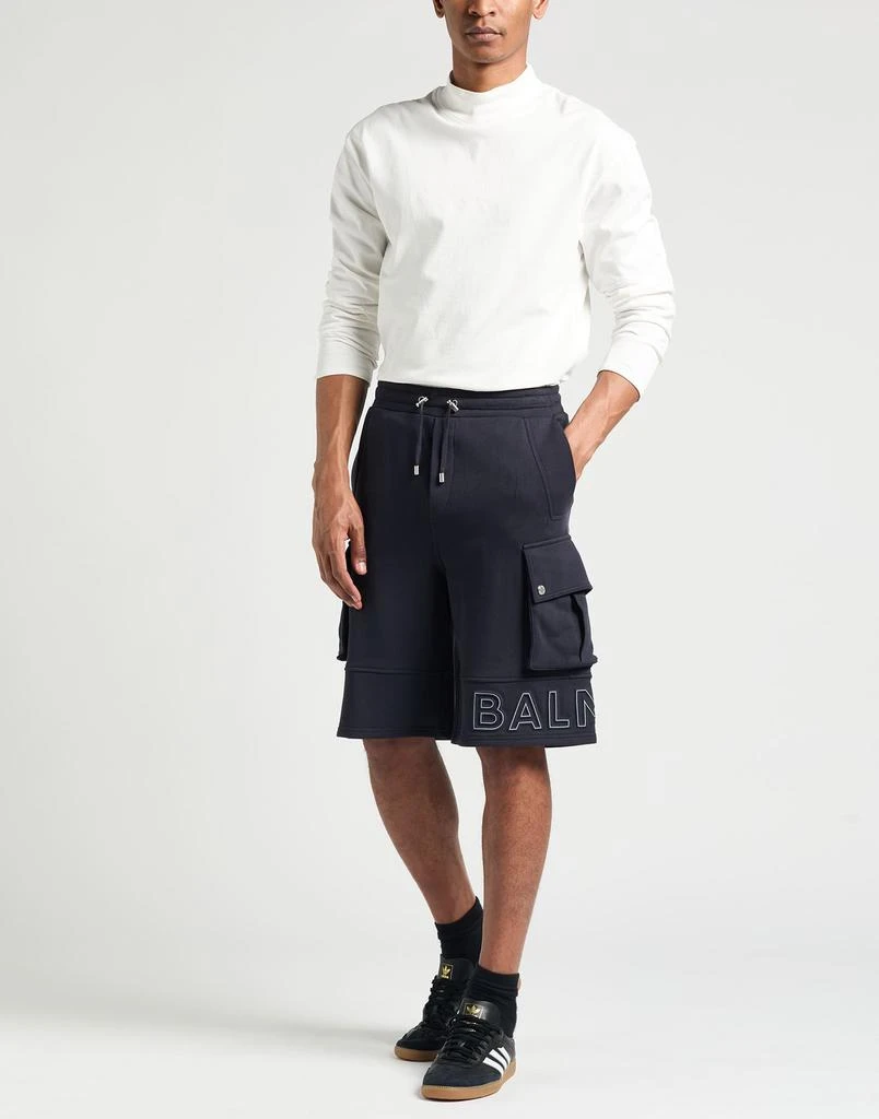 Balmain Shorts
Bermuda 3