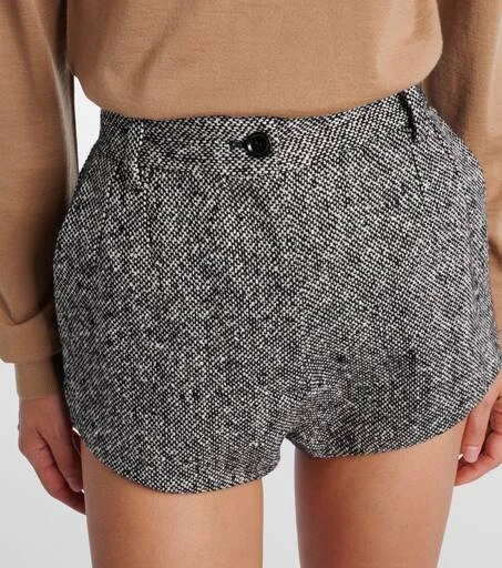 Dolce 
Gabbana High-rise wool and cotton-blend shorts 4