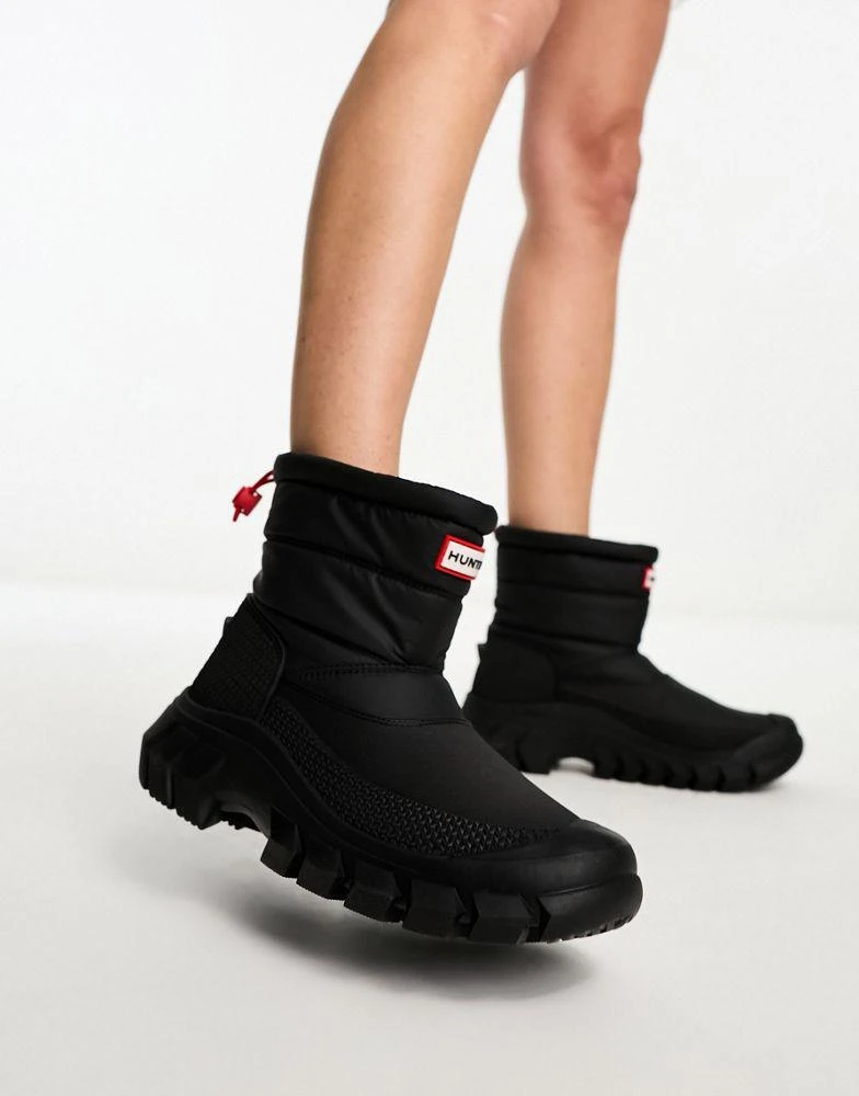 Hunter Hunter intrepid short snow boot in black 1