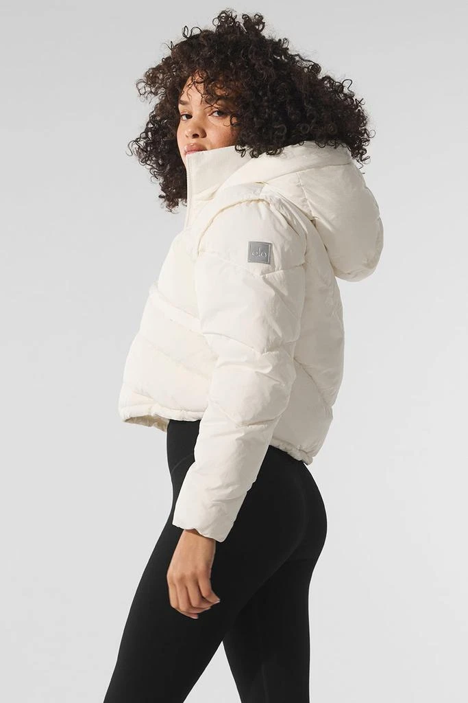 Alo Yoga Glacier Puffer - Ivory 3