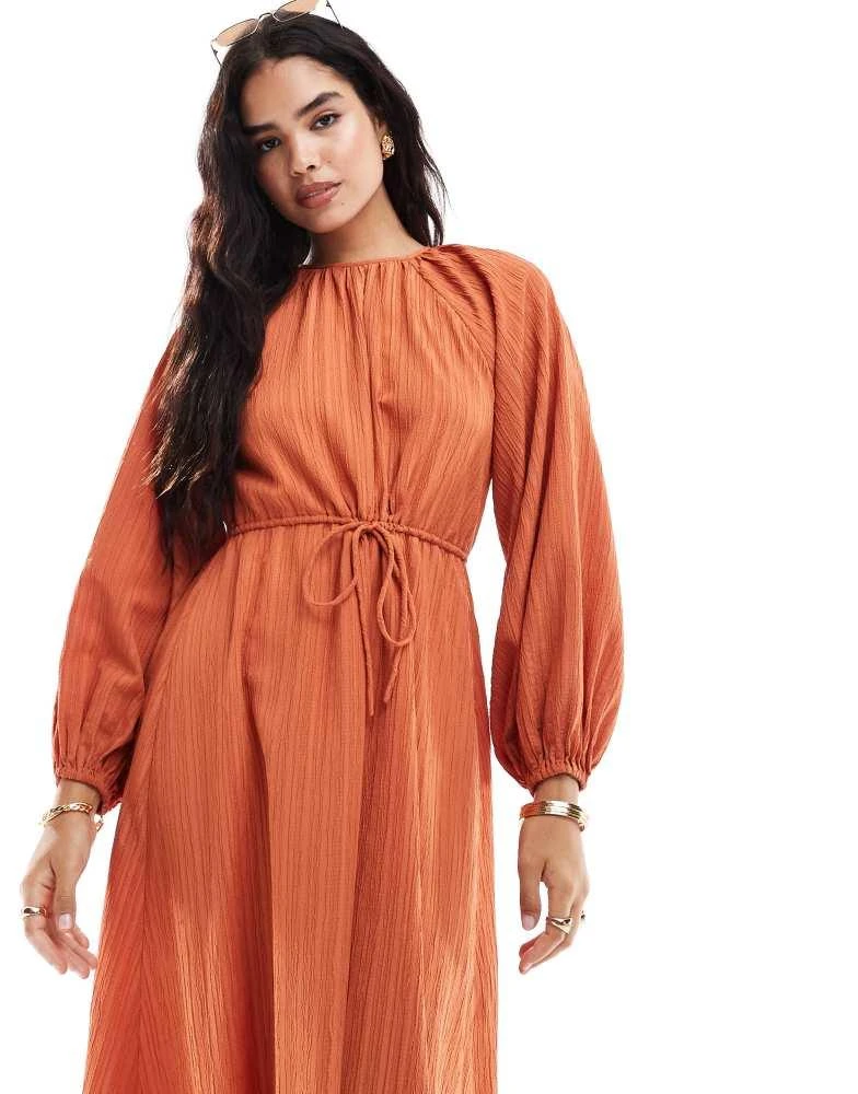 ASOS ASOS DESIGN raglan sleeve belt detail crinkle maxi dress in rust 4