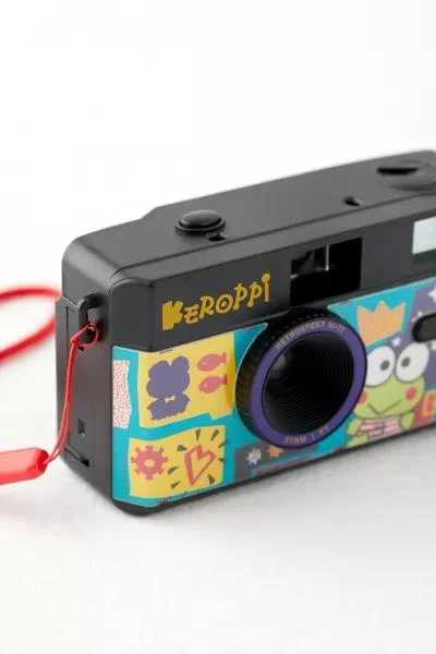 Retrospekt Retrospekt X Sanrio Keroppi Let’s Get Hoppin’ FC-11 35mm Film Camera 2