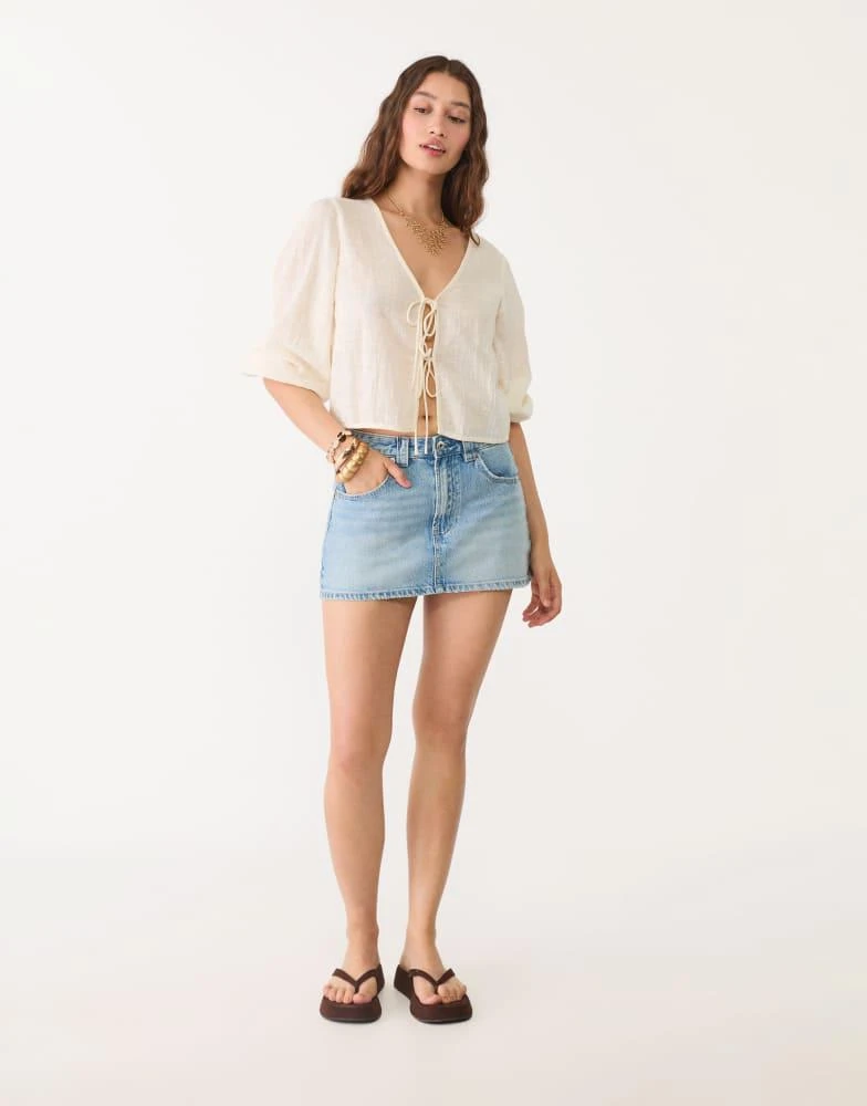 Stradivarius Stradivarius D62 denim skort in light blue 1